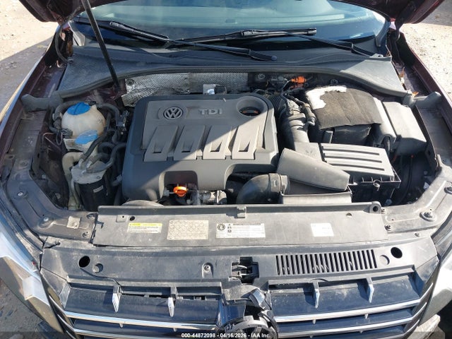 Volkswagen Passat 2.0l Tdi Sel Premium