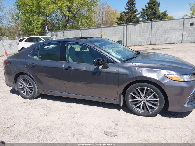 Toyota Camry Xle