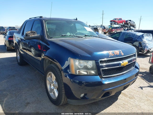 Salvage Chevrolet Avalanche 1500 Image