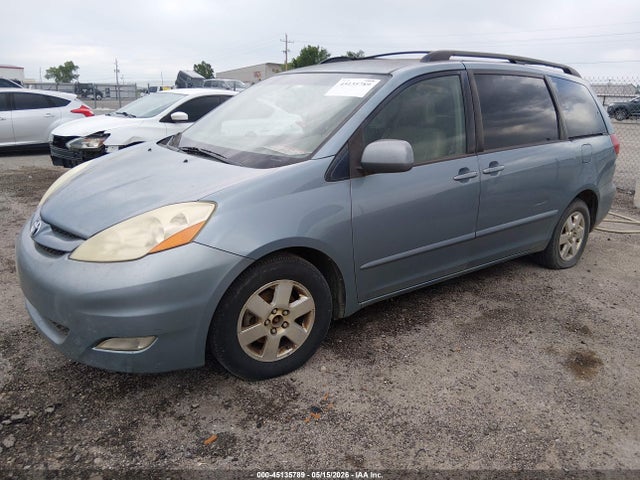 Toyota Sienna Xle