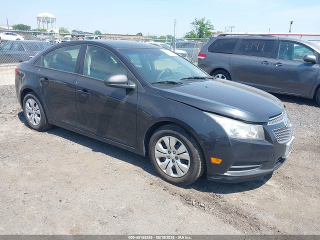 Salvage Chevrolet Cruze Image