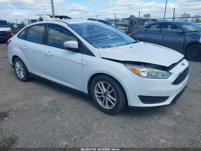 Salvage Ford Focus Image