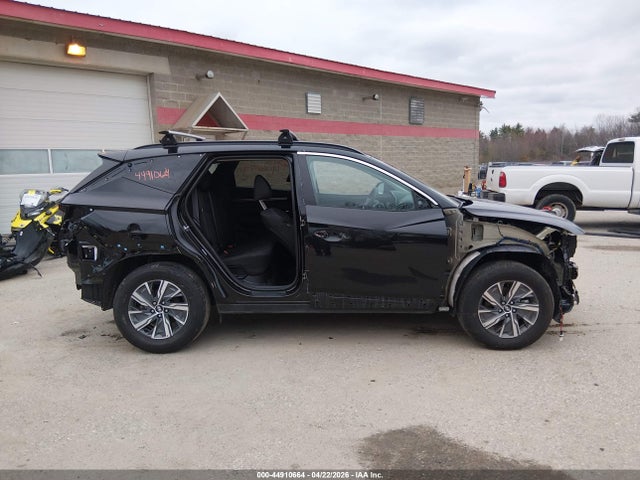Hyundai TUCSON Blue