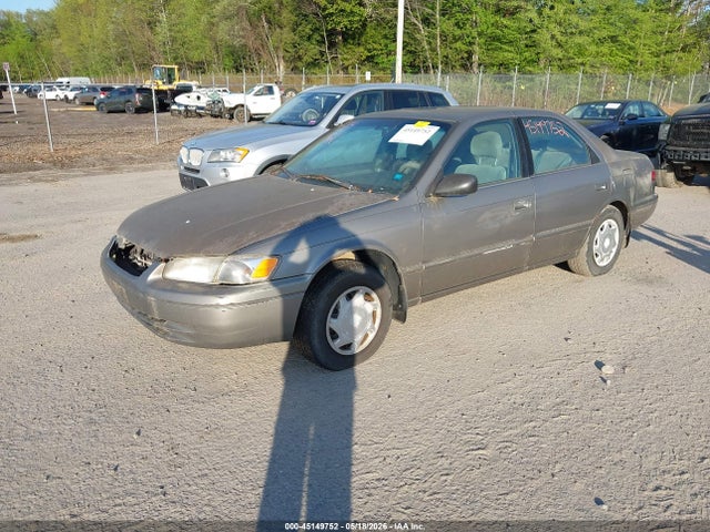 Toyota Camry Ce