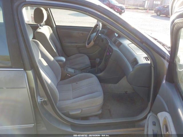 Toyota Camry Ce