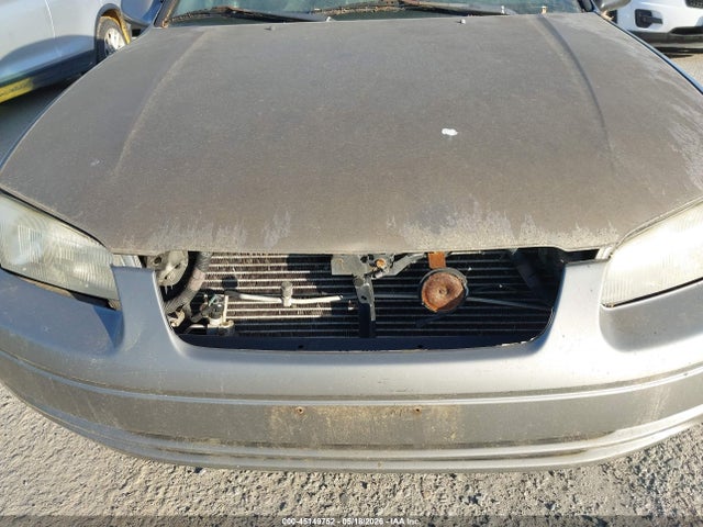 Toyota Camry Ce
