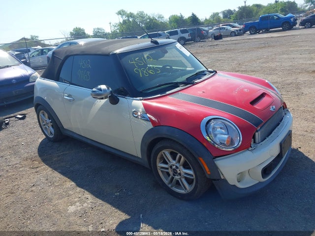 Salvage MINI Convertible Image