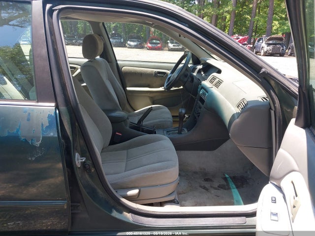 Toyota Camry Ce