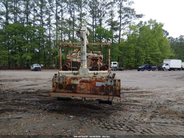 Freightliner Medium Conventional Fl70