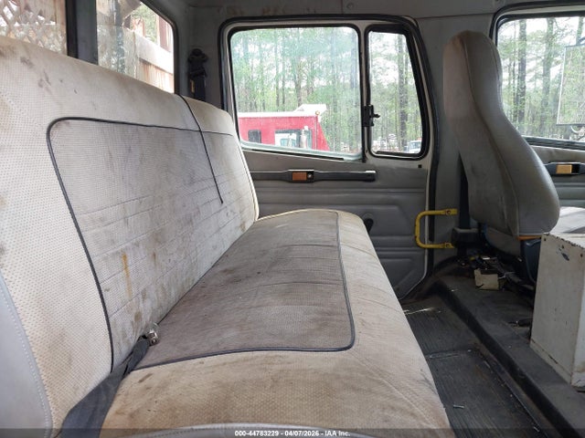 Freightliner Medium Conventional Fl70