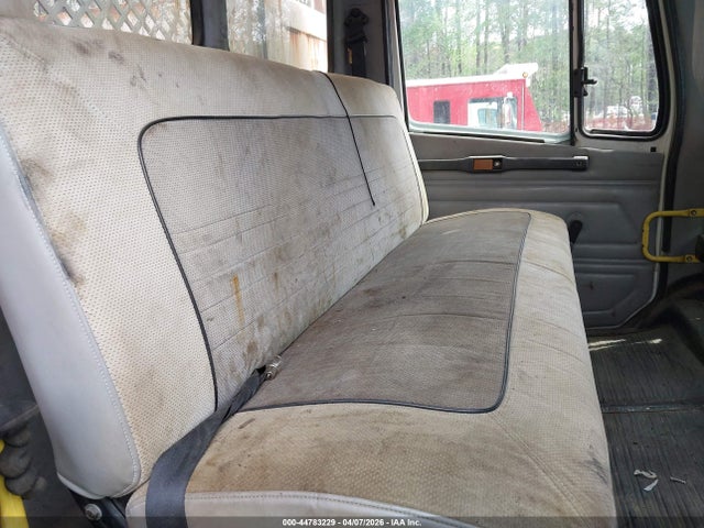 Freightliner Medium Conventional Fl70