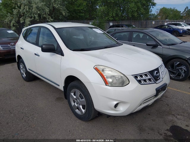 Salvage Nissan Rogue Image