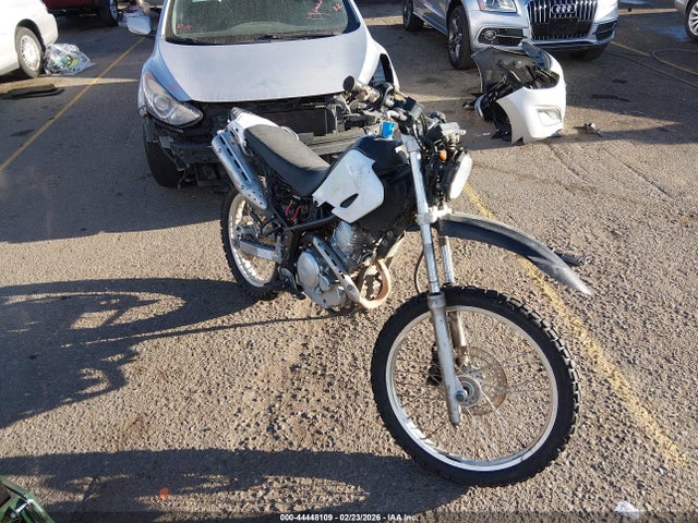 Salvage Yamaha Xt250 Image