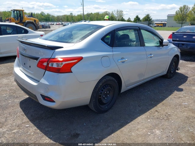 Nissan Sentra