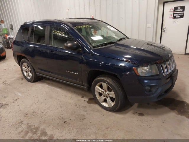 Salvage Jeep Compass Image