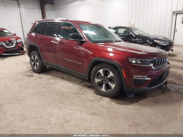 Salvage Jeep Grand Cherokee Image
