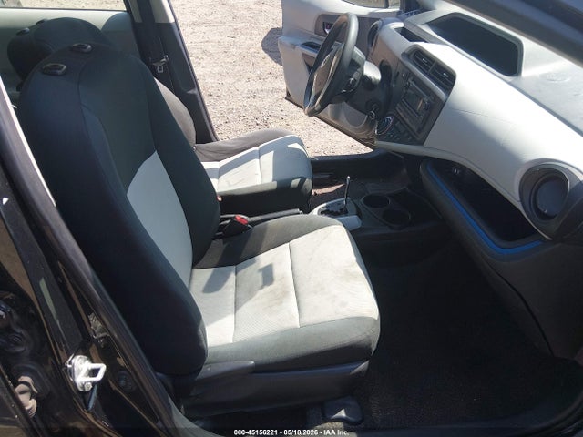 Toyota Prius c Two
