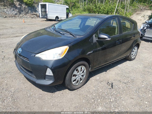 Toyota Prius c Two
