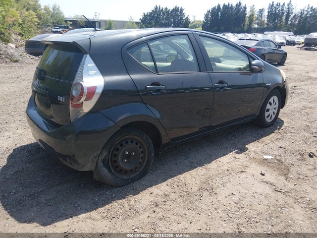 Toyota Prius c Two