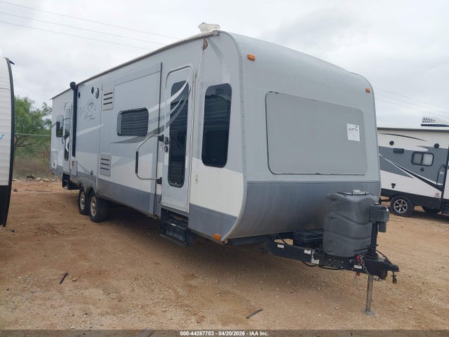 Salvage Open Range Roamer 288flr Image
