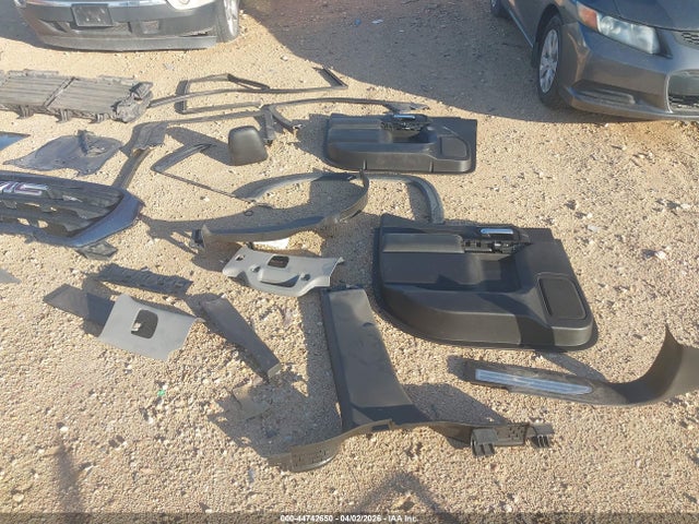GMC Sierra 1500 2wd  Short Box Elevation