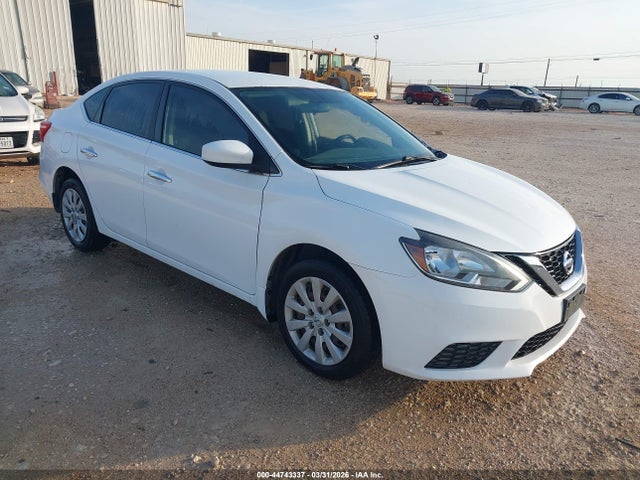 Salvage Nissan Sentra Image