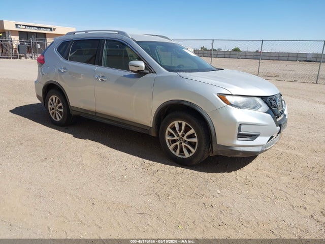 Salvage Nissan Rogue Image