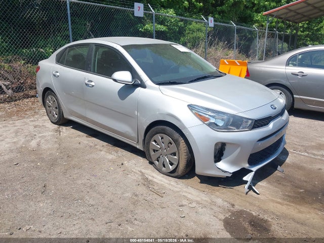 Salvage Kia Rio Image