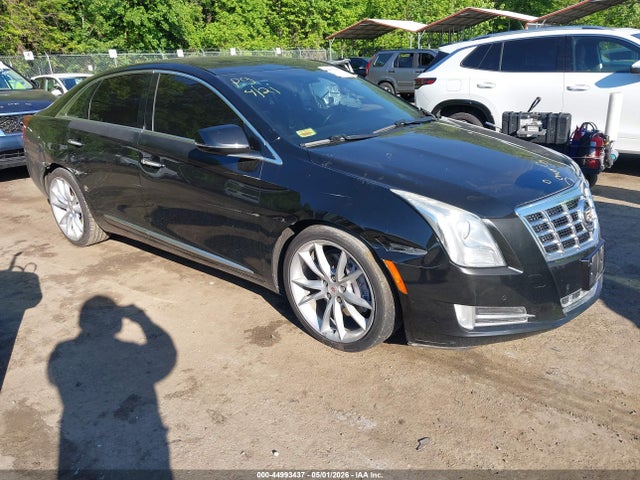 Salvage Cadillac XTS Image