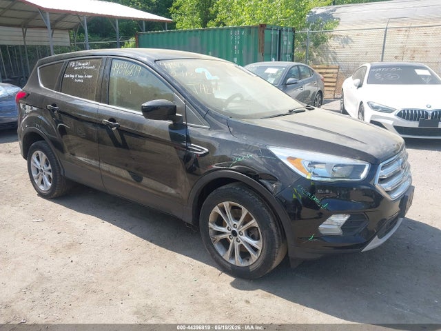 Salvage Ford Escape Image