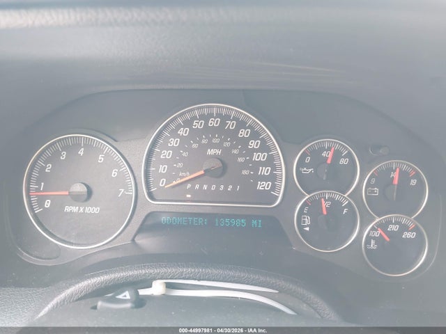 GMC Envoy XL Denali