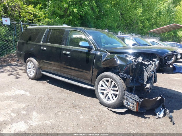 Salvage GMC Yukon Image