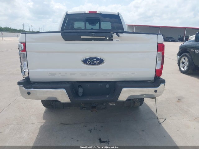 Ford F-250 Lariat
