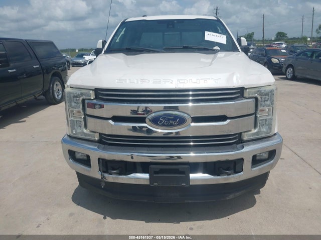 Ford F-250 Lariat