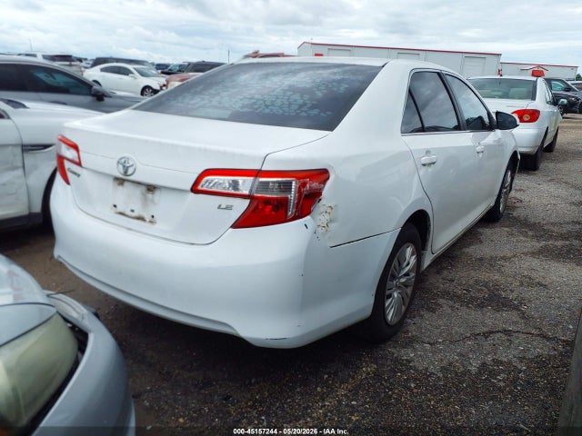 Toyota Camry Le