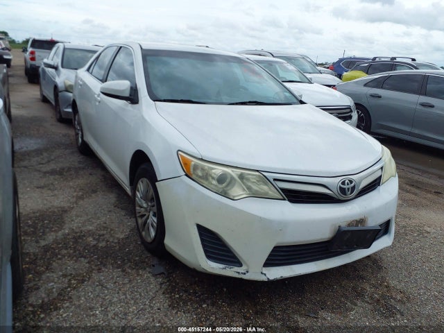 Salvage Toyota Camry Image