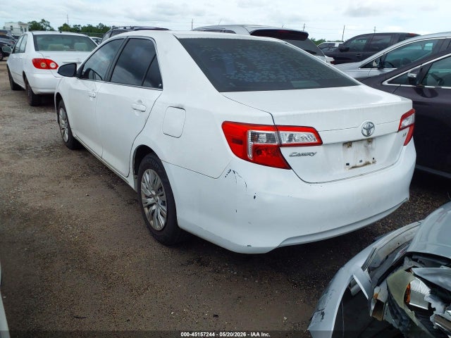 Toyota Camry Le