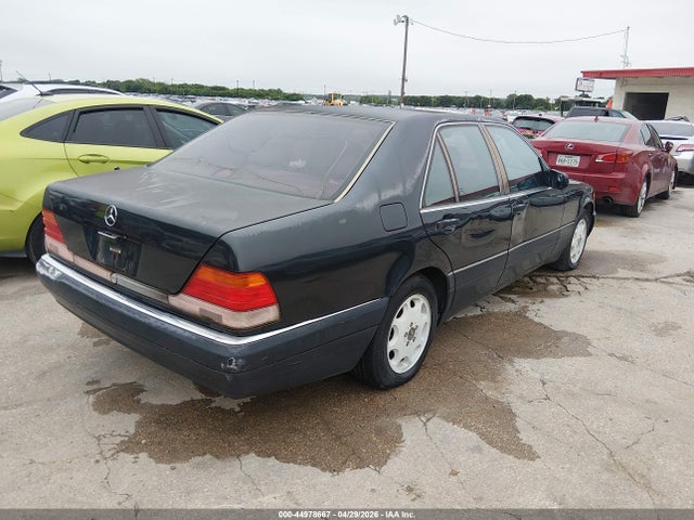 Mercedes-Benz S-Class 320w