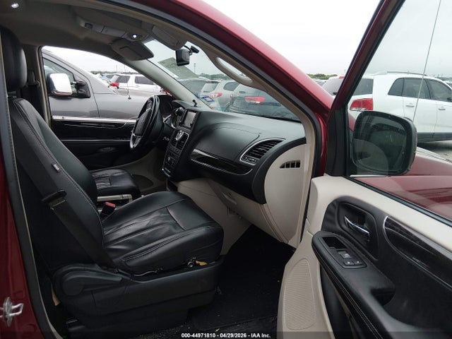 Chrysler Town & Country Touring