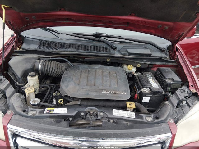 Chrysler Town & Country Touring