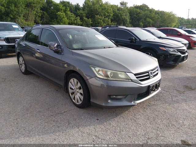 Salvage Honda Accord Image