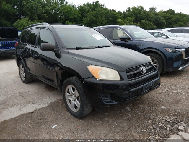 Salvage Toyota RAV4 Image