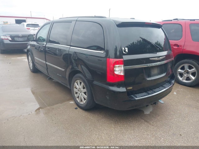 Chrysler Town & Country Touring