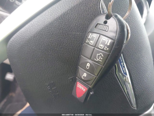 Chrysler Town & Country Touring