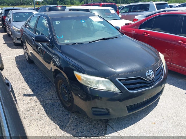Salvage Toyota Camry Image