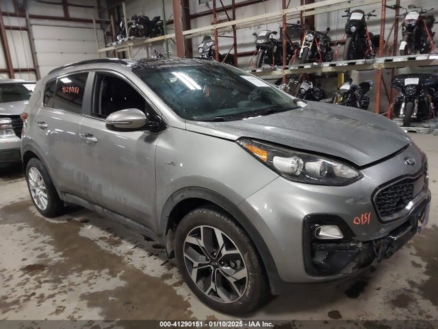Salvage Kia Sportage Image