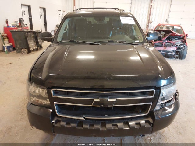Chevrolet Suburban 1500 Lt