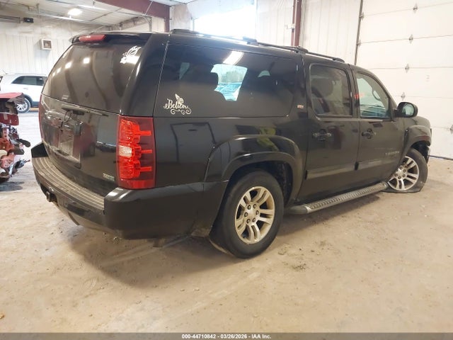 Chevrolet Suburban 1500 Lt