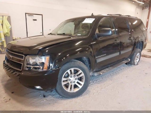 Chevrolet Suburban 1500 Lt