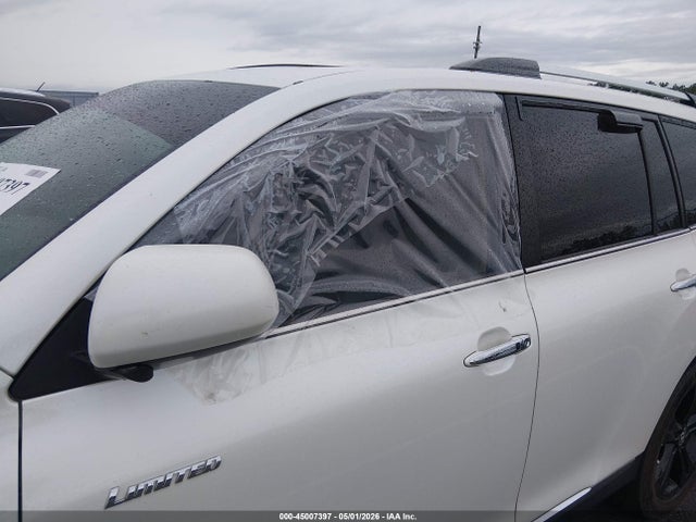 Toyota Highlander Limited V6